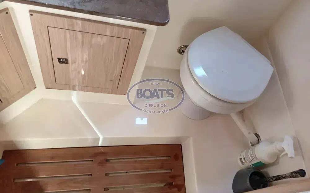 slider 13 Nuova Jolly Prince 35 Sport Cabin