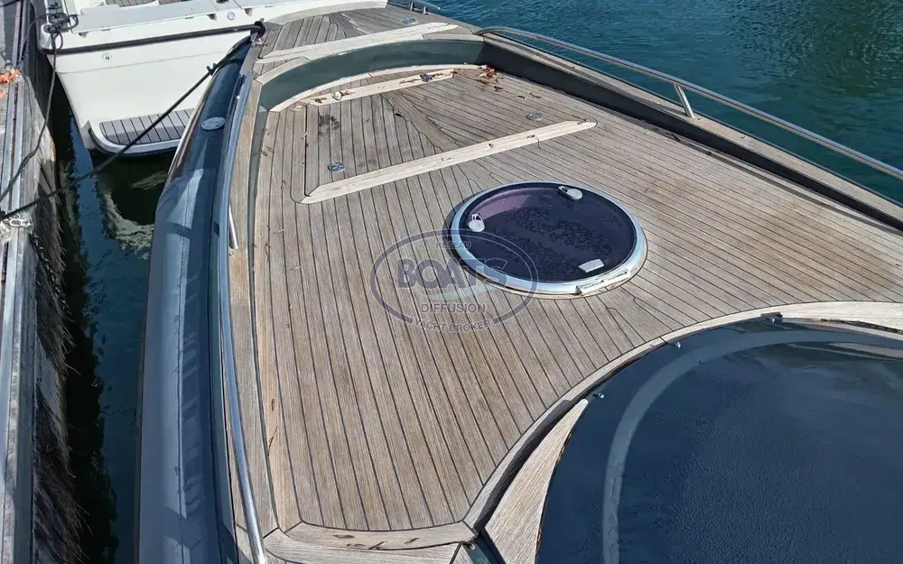 slider 4 Nuova Jolly Prince 35 Sport Cabin