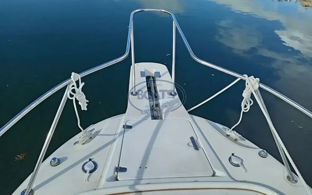 slider 14 Boston Whaler 28 Outrage