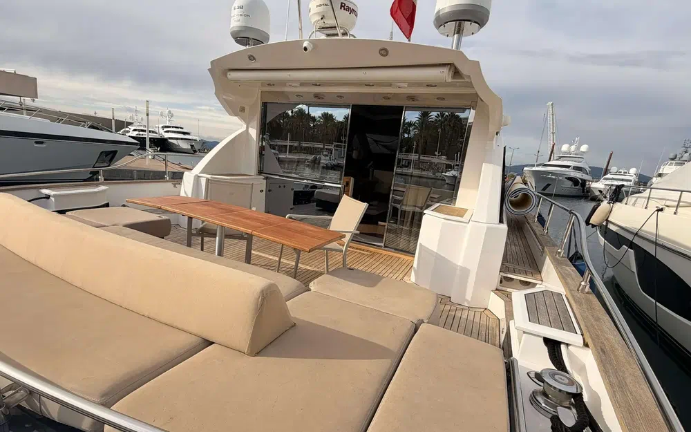 slider 2 Cayman  57 HT