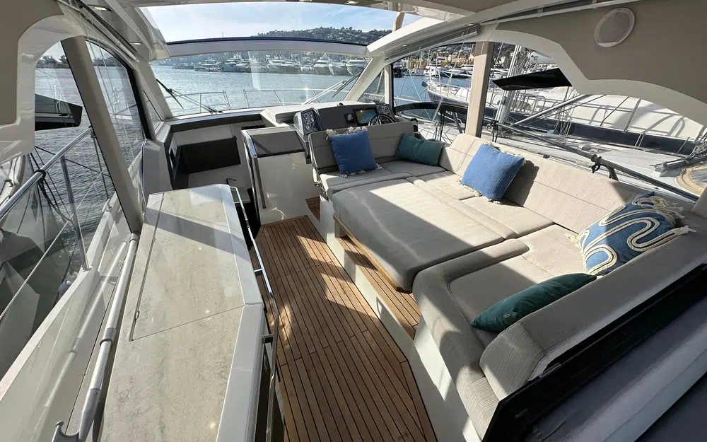 slider 8 Galeon  425 Hts