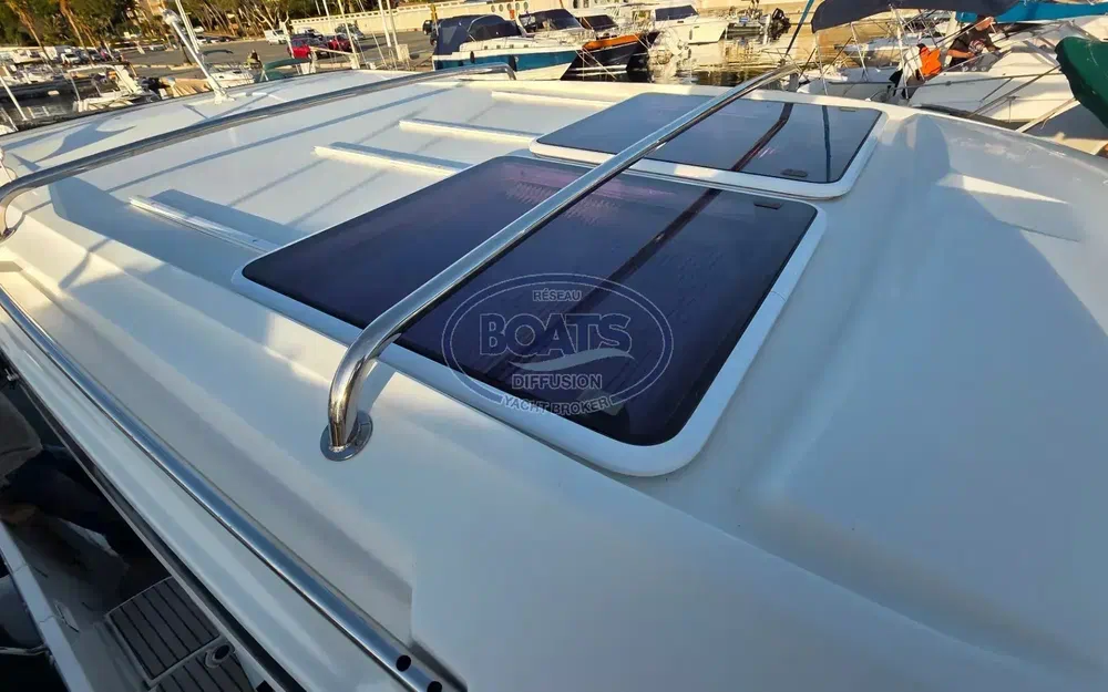 slider 3 Jeanneau Merry Fisher 895