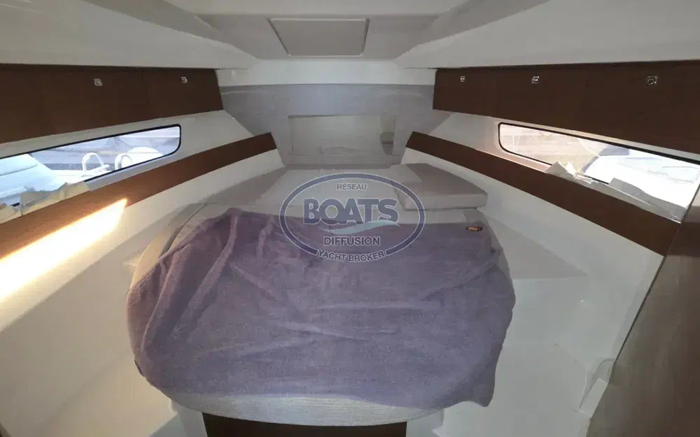 slider 8 Jeanneau Merry Fisher 895