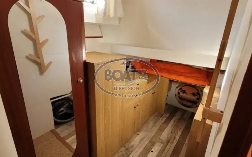 slider 12 Guy Couach  1401