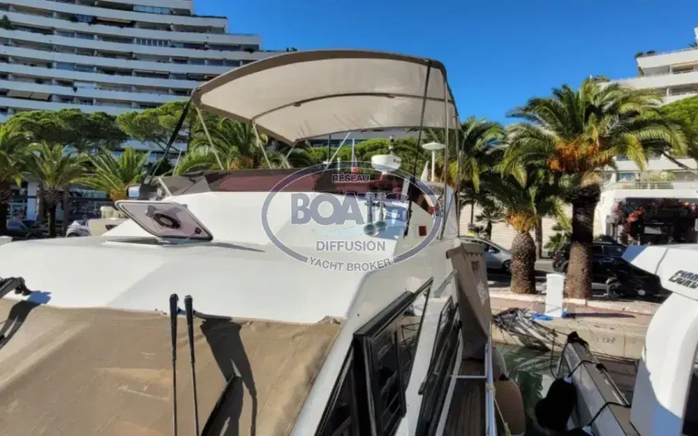 slider 2 Guy Couach  1401