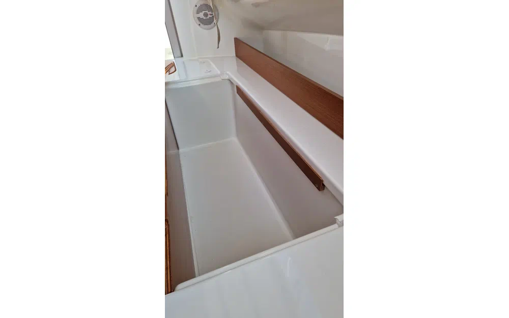 slider 12 Beneteau Antares 7.80