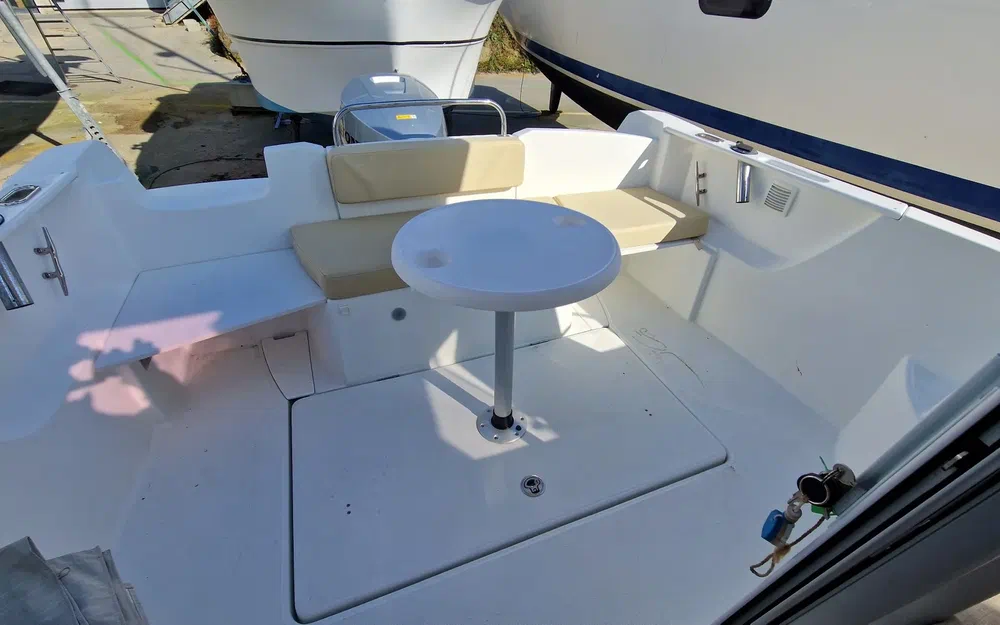 slider 4 Beneteau Antares 7.80