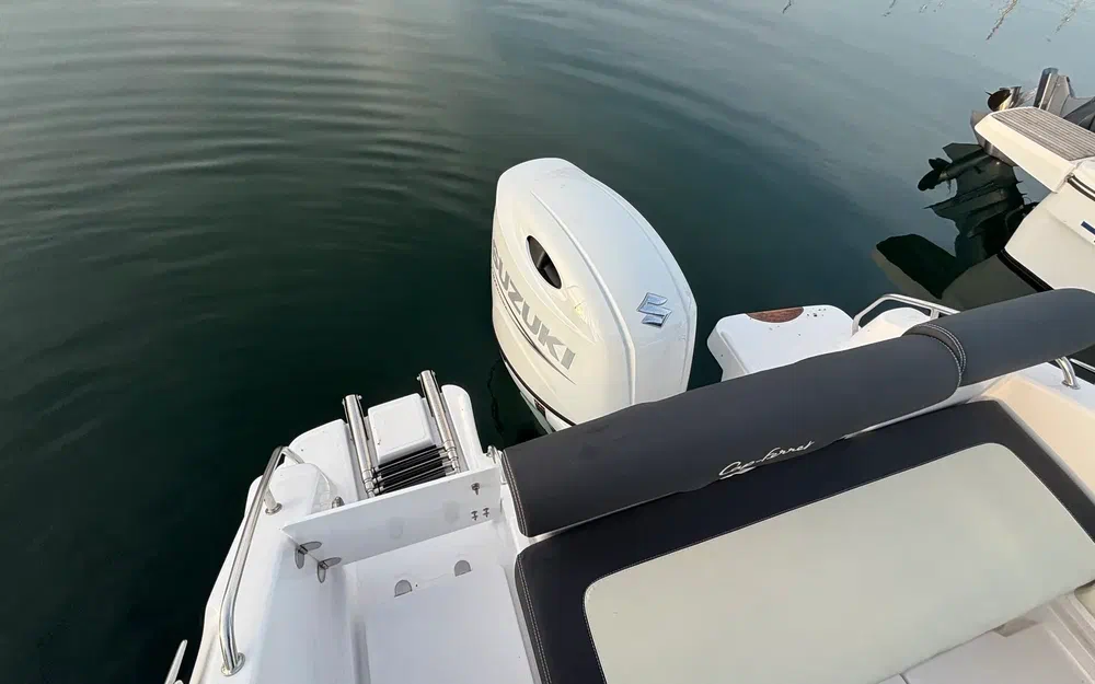 slider 9 B2 Marine Cap Ferret 752Cruiser