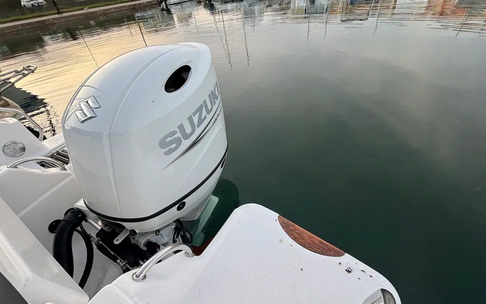 slider 11 B2 Marine Cap Ferret 752Cruiser