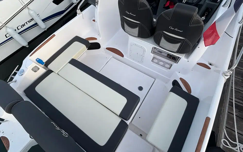 slider 14 B2 Marine Cap Ferret 752Cruiser