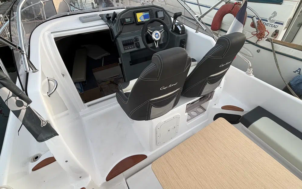 slider 21 B2 Marine Cap Ferret 752Cruiser