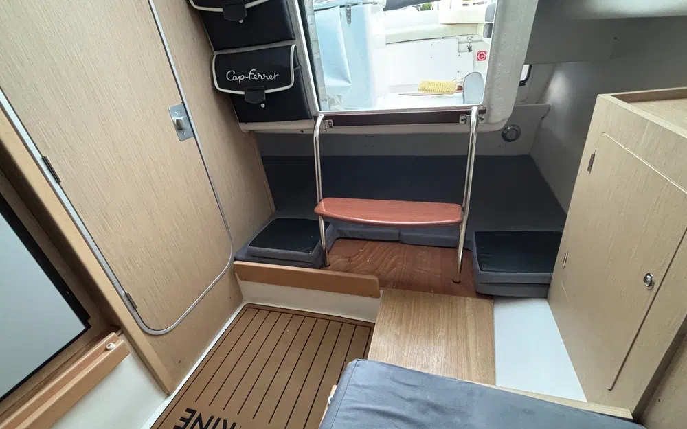 slider 33 B2 Marine Cap Ferret 752Cruiser