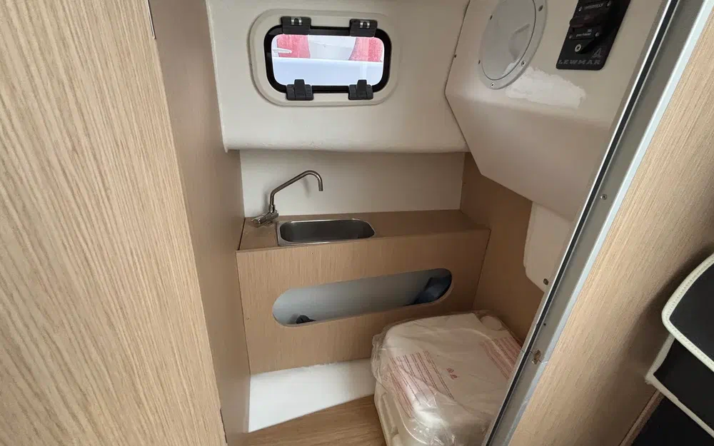 slider 38 B2 Marine Cap Ferret 752Cruiser