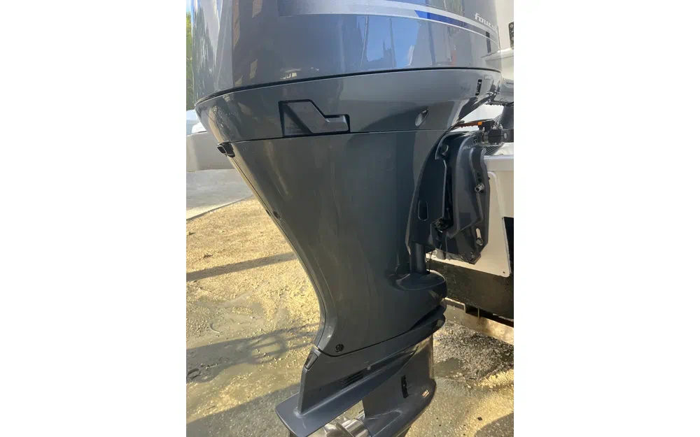 slider 6 Yamaha F200