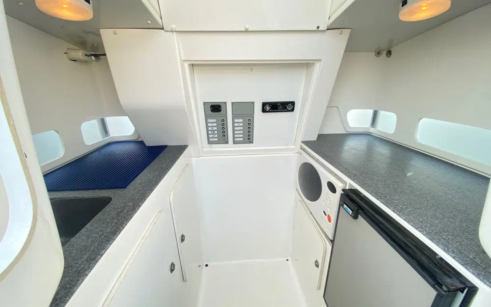 slider 9 White Shark 285