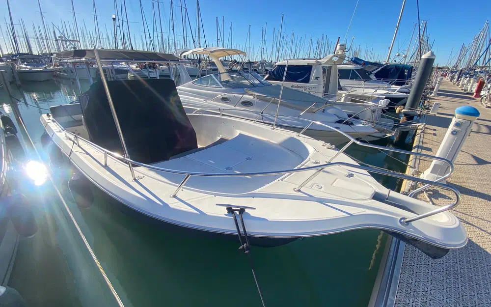 slider 0 Kelt White Shark 285