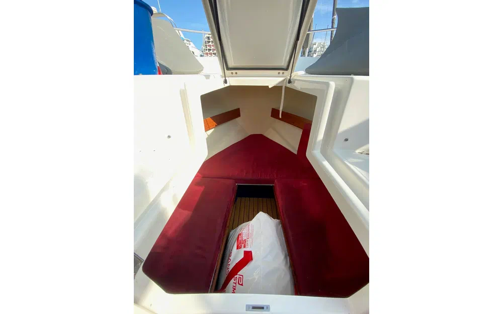 slider 18 White Shark 285