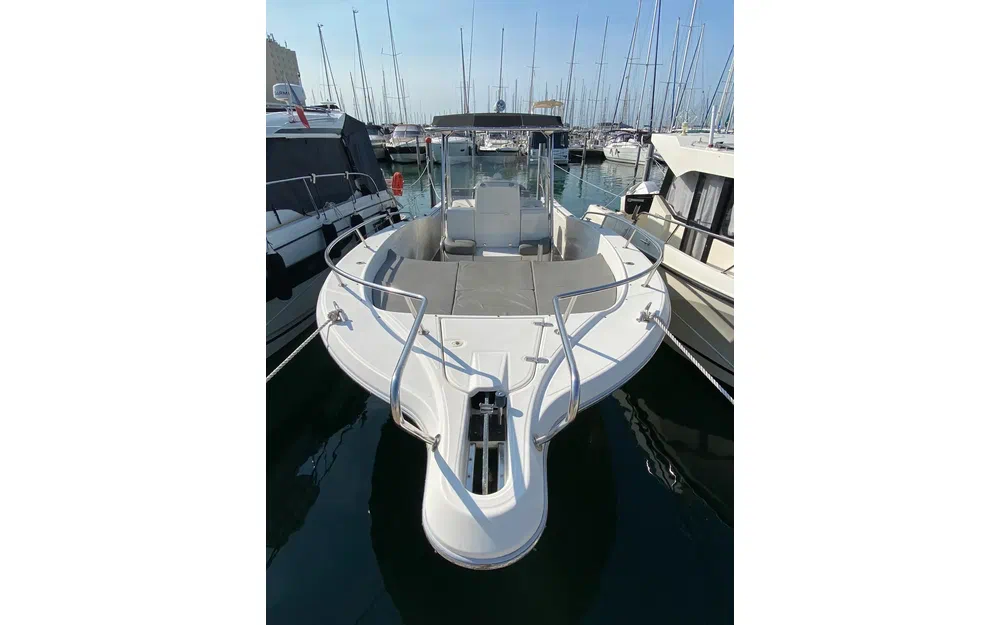slider 30 Kelt White Shark 285