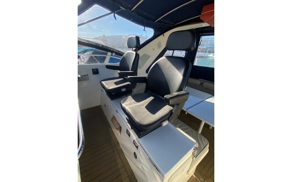 slider 25 Princess Riviera 32