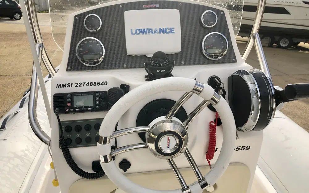 slider 9 Valiant 630 Classic