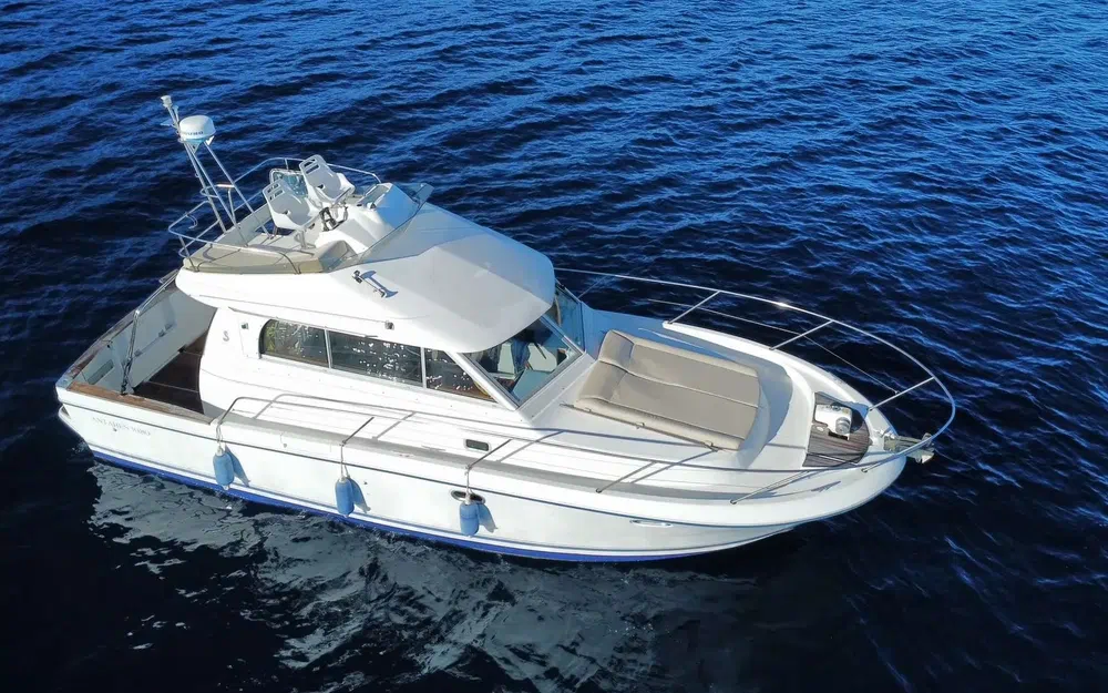 slider 1 Beneteau Antares 10.80