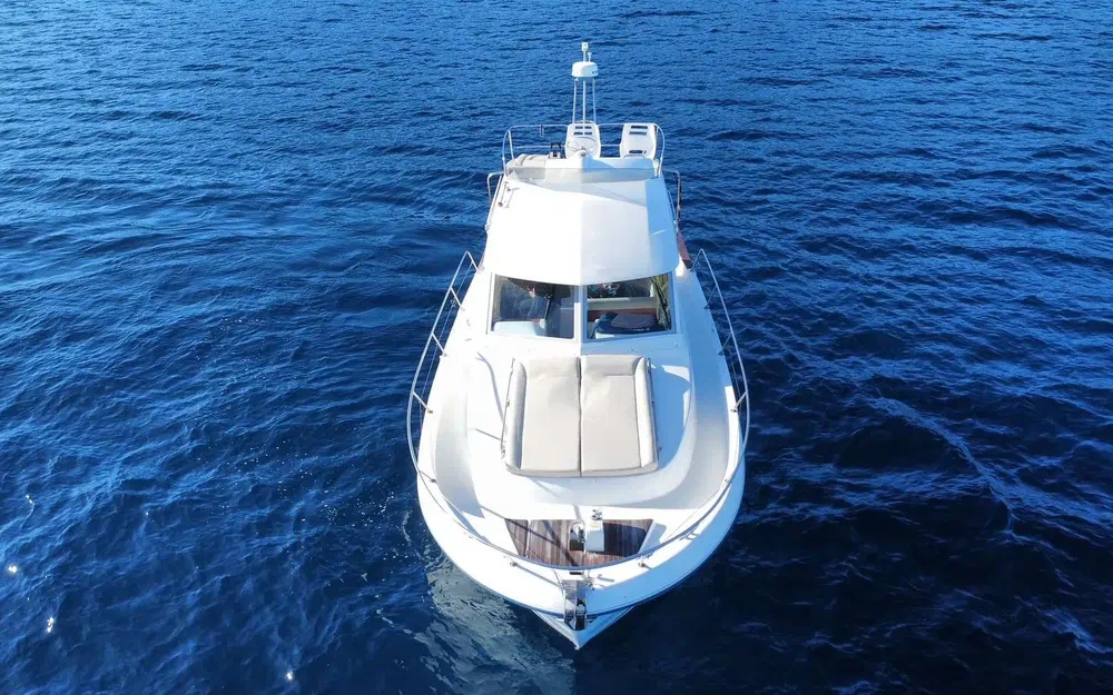 slider 2 Beneteau Antares 10.80