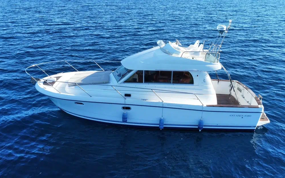 slider 4 Beneteau Antares 10.80