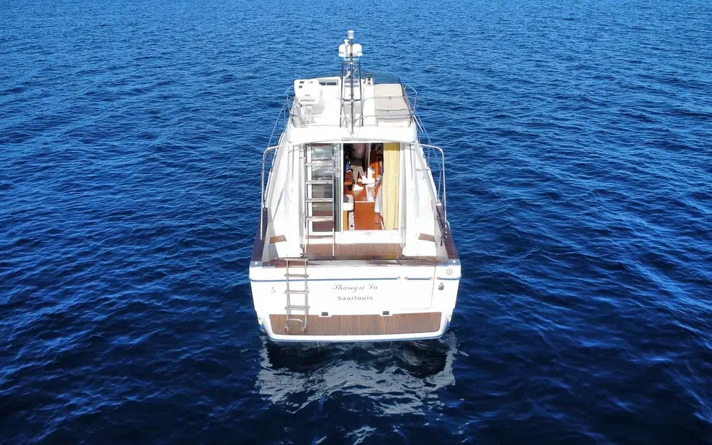 slider 6 Beneteau Antares 10.80