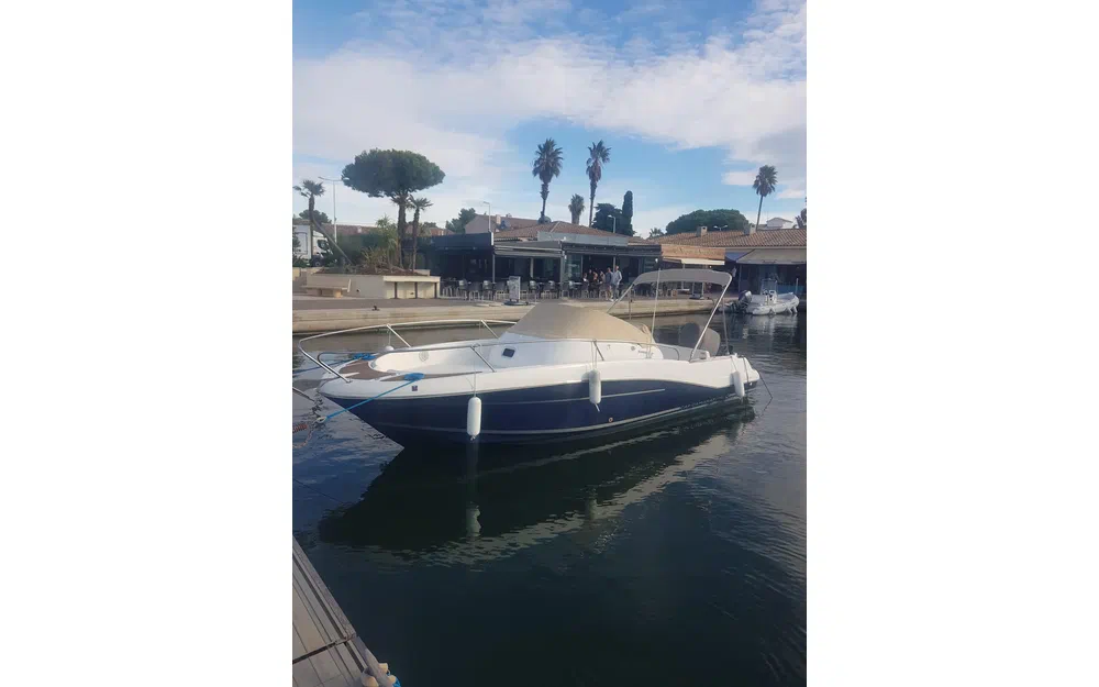 slider 0 Jeanneau Cap Camarat 755WA