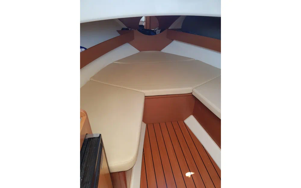 slider 3 Jeanneau Cap Camarat 755