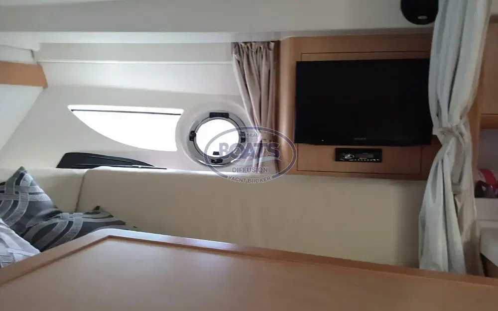 slider 9 Beneteau Gran Turismo 34