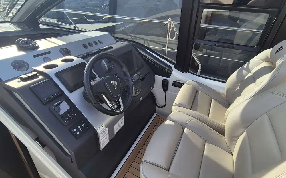 slider 8 Fairline Targa 45 Open