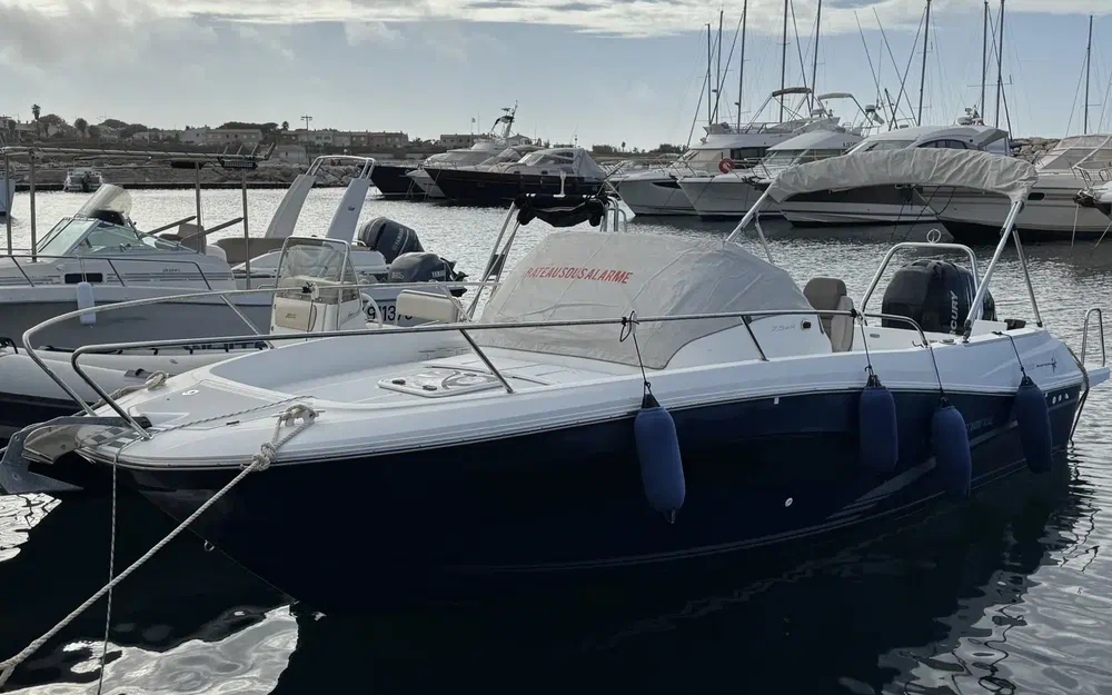 slider 2 Jeanneau Cap Camarat 7.5 WA