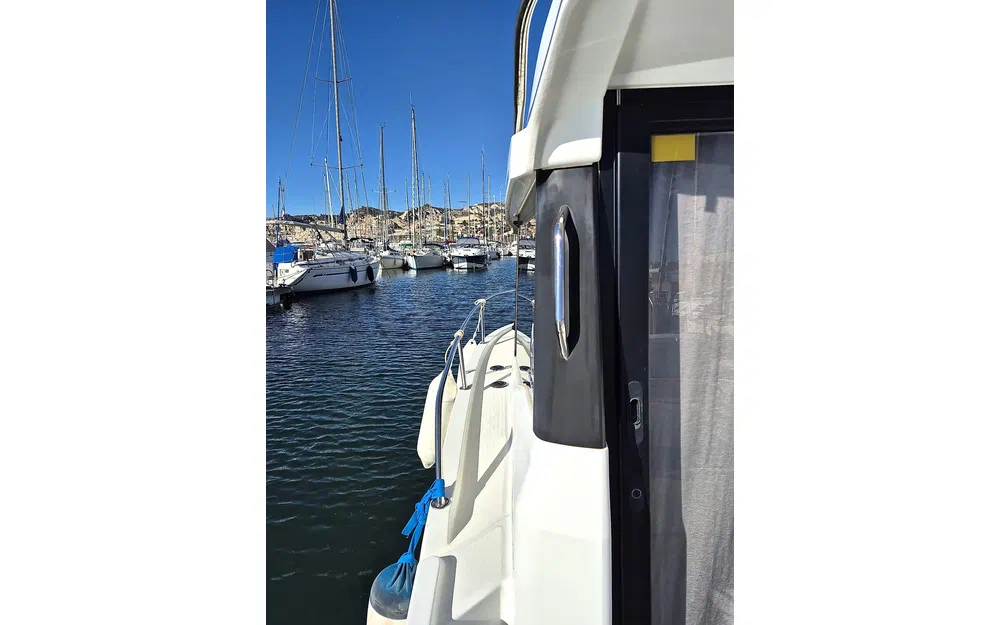 slider 1 Jeanneau Merry Fisher 695