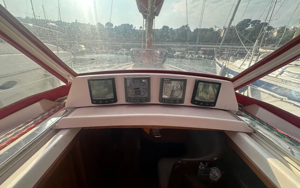 slider 18 J Boats  J 120