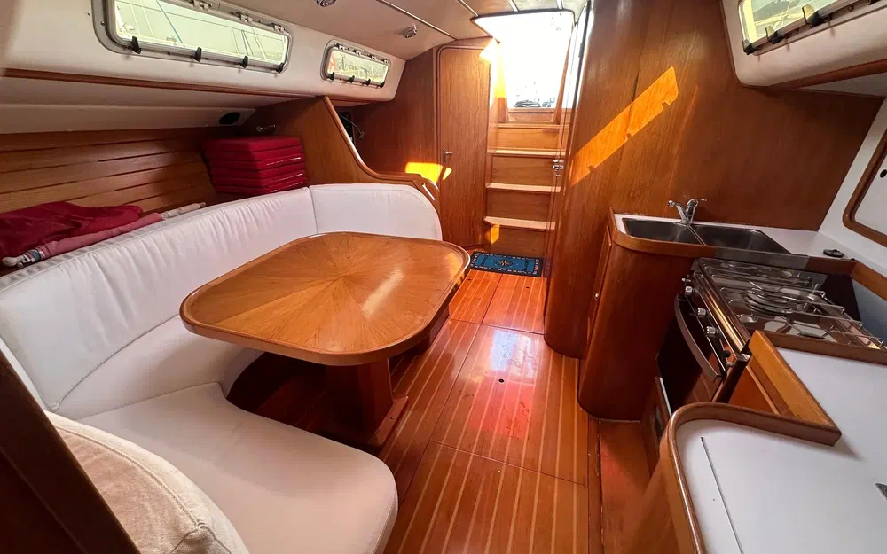 slider 3 J Boats  J 120