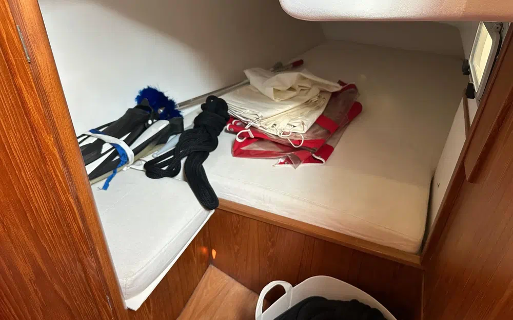 slider 5 J Boats  J 120