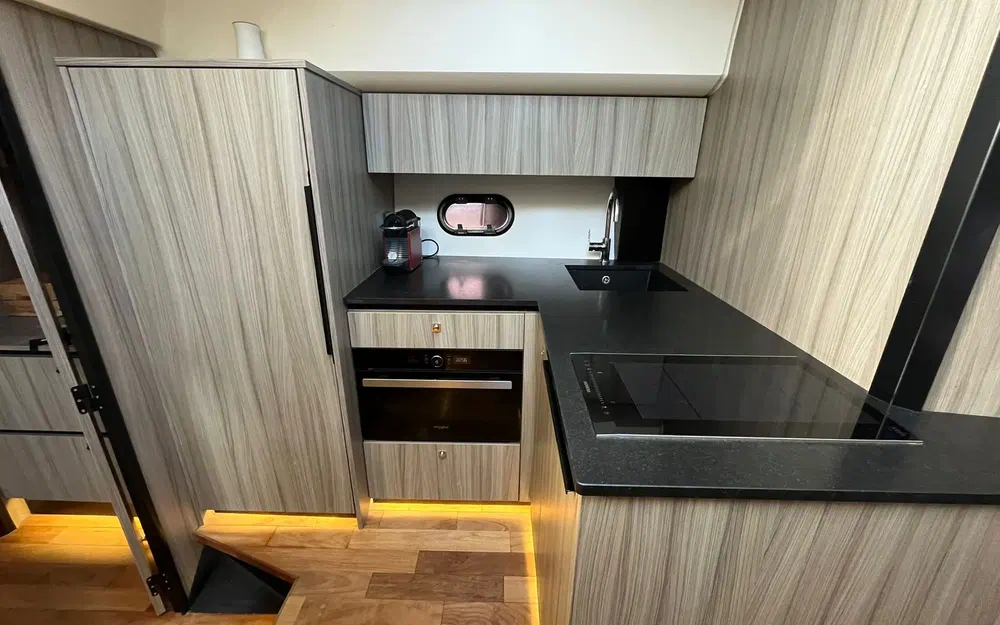 slider 15 Prestige Yachts 42 Sportop