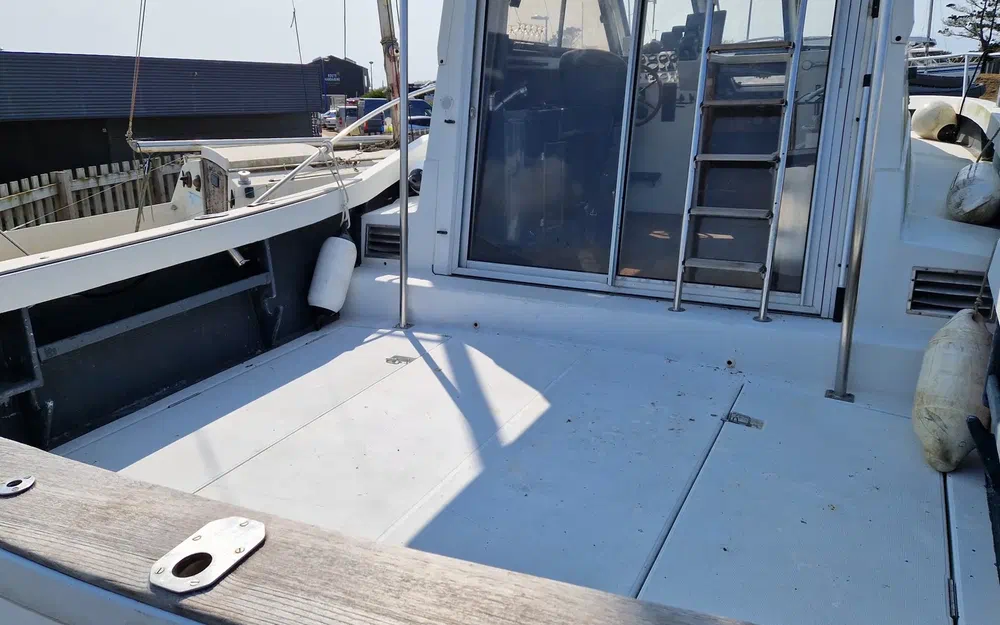 slider 6 Jeanneau Merry Fisher 930