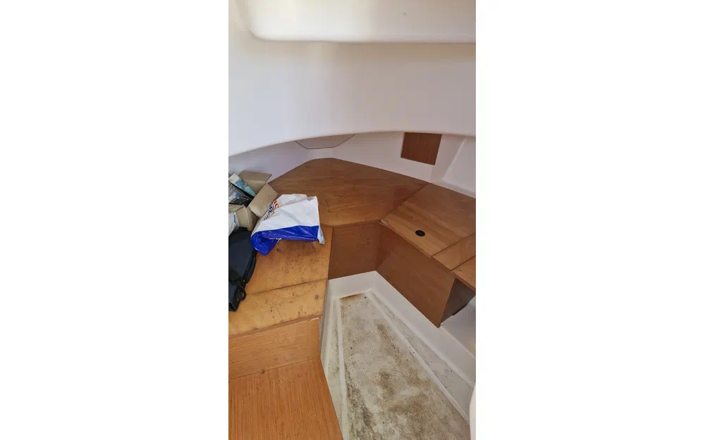 slider 12 Beneteau Antares 700 Peche