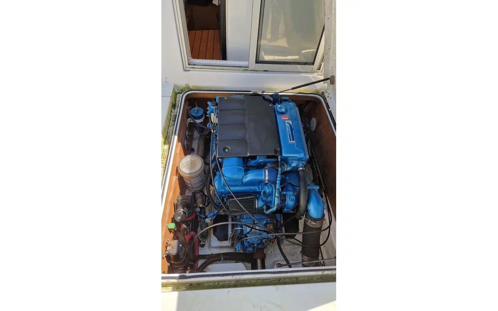 slider 15 Beneteau Antares 700 Peche