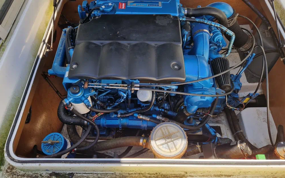 slider 16 Beneteau Antares 700 Peche