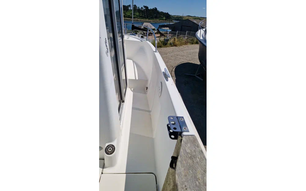 slider 4 Beneteau Antares 700 Peche