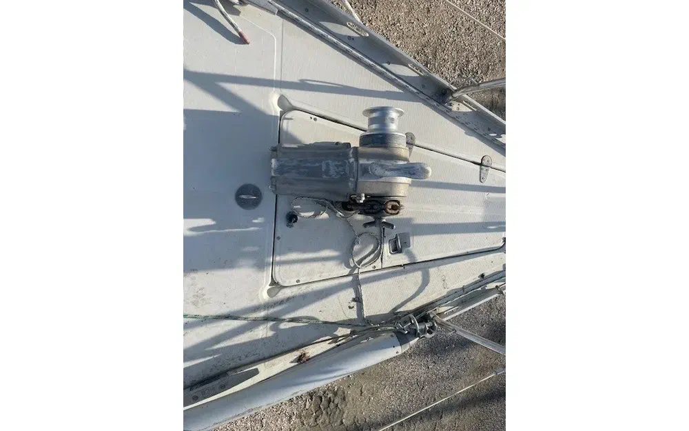 slider 12 Beneteau First 345