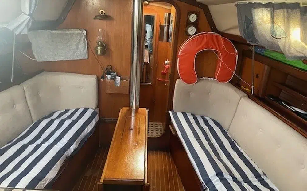 slider 21 Beneteau First 345