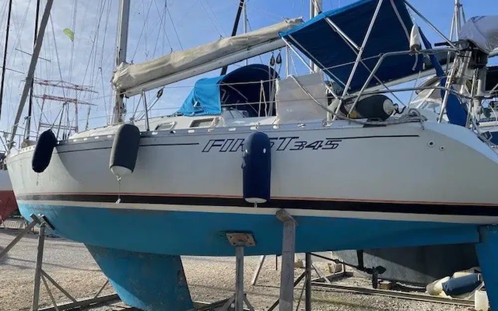 slider 40 Beneteau First 345