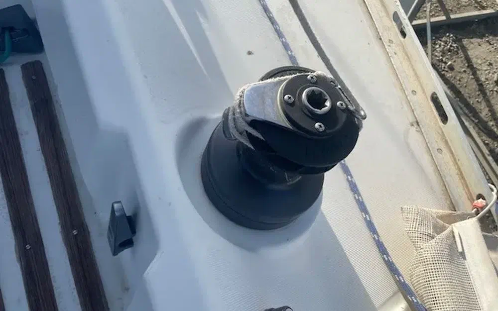 slider 6 Beneteau First 345