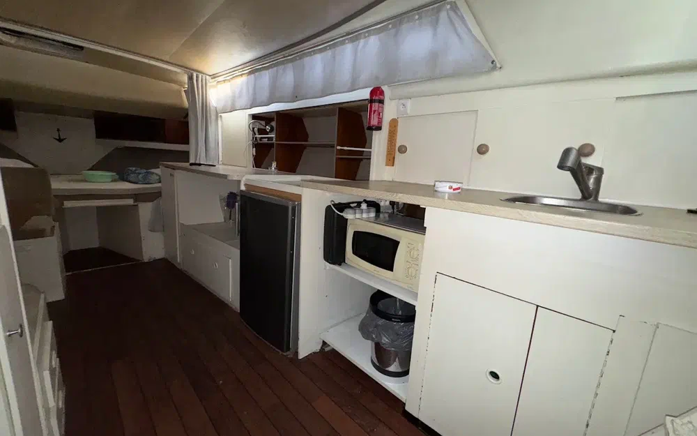 slider 11 Essex Yacht Cleopatra 1000