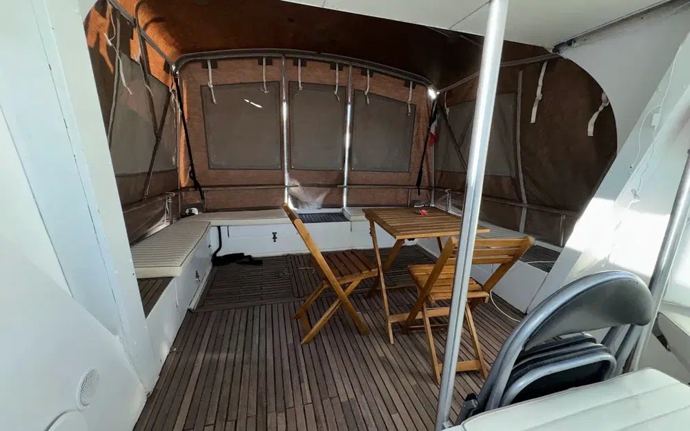 slider 6 Essex Yacht Cleopatra 1000