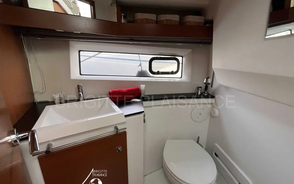 slider 9 Jeanneau NC 9